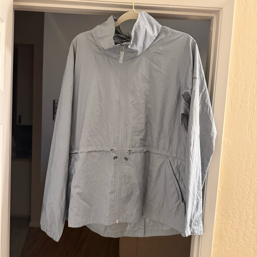 NWOT Columbia Windbreaker Grey